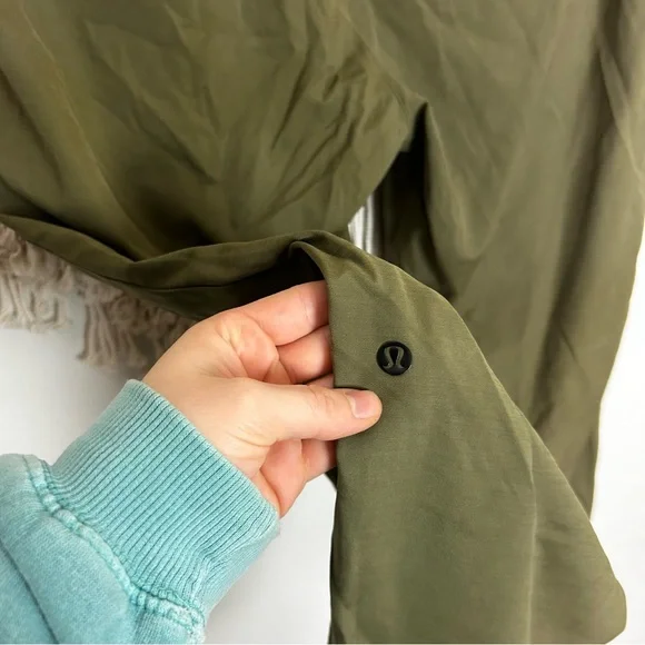 Lululemon ABC Classic Pants Size 36 - Picture 10 of 12